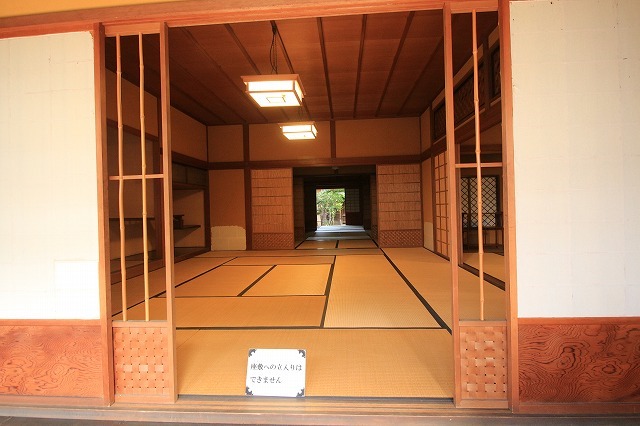 松阪商人が暮らした旧長谷川邸見学(その2)_e0321325_19373732.jpg
