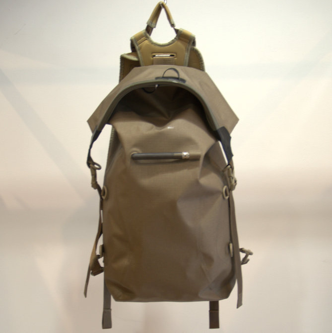 F/CE(エフシーイー) / NO SEAM ZIP LOCK BAG F1602DR0009_d0158579_12210150.jpg
