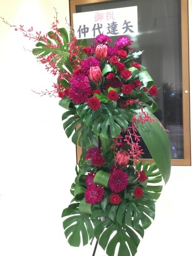 日本橋高島屋SCにスタンド花をお届け_d0029716_14593254.jpeg