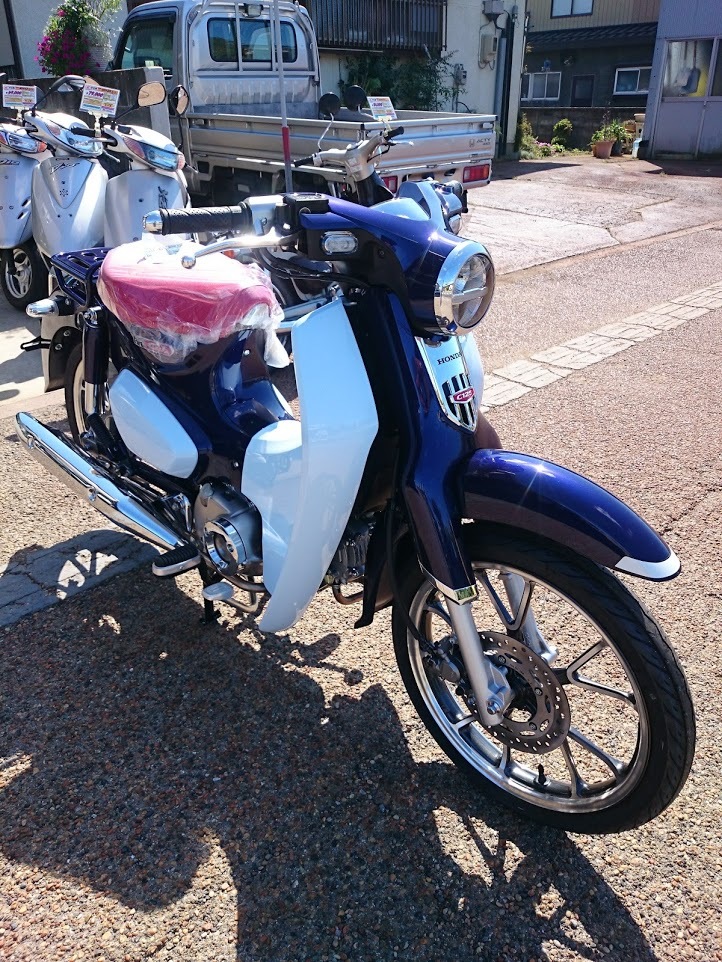 スーパーカブ　C125　入荷しました！_b0339060_15482208.jpg