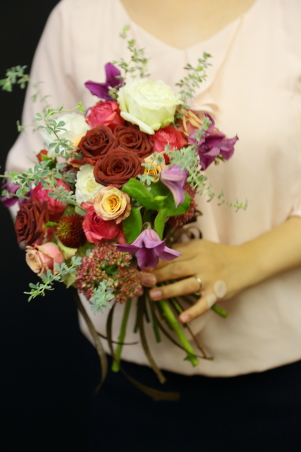 一会マンスリーレッスン　9月25日生花　秋色と白、コントラスト　秋桜と吾亦紅_a0042928_19563844.jpg