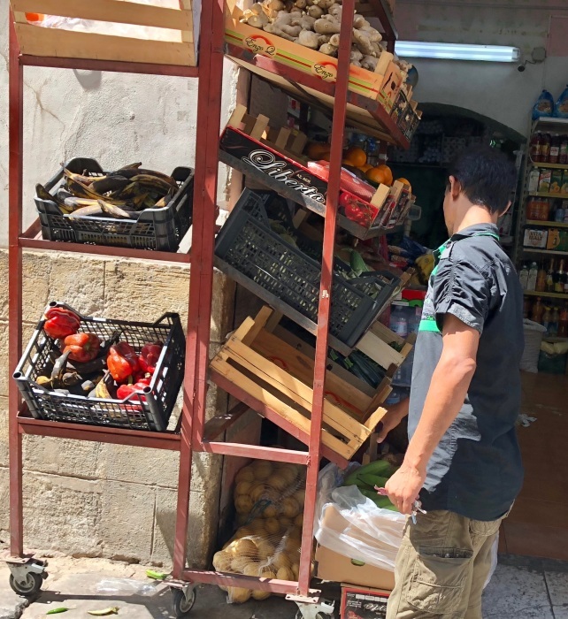 パレルモ 4 ディープな下町を歩く_a0092659_17240911.jpg
