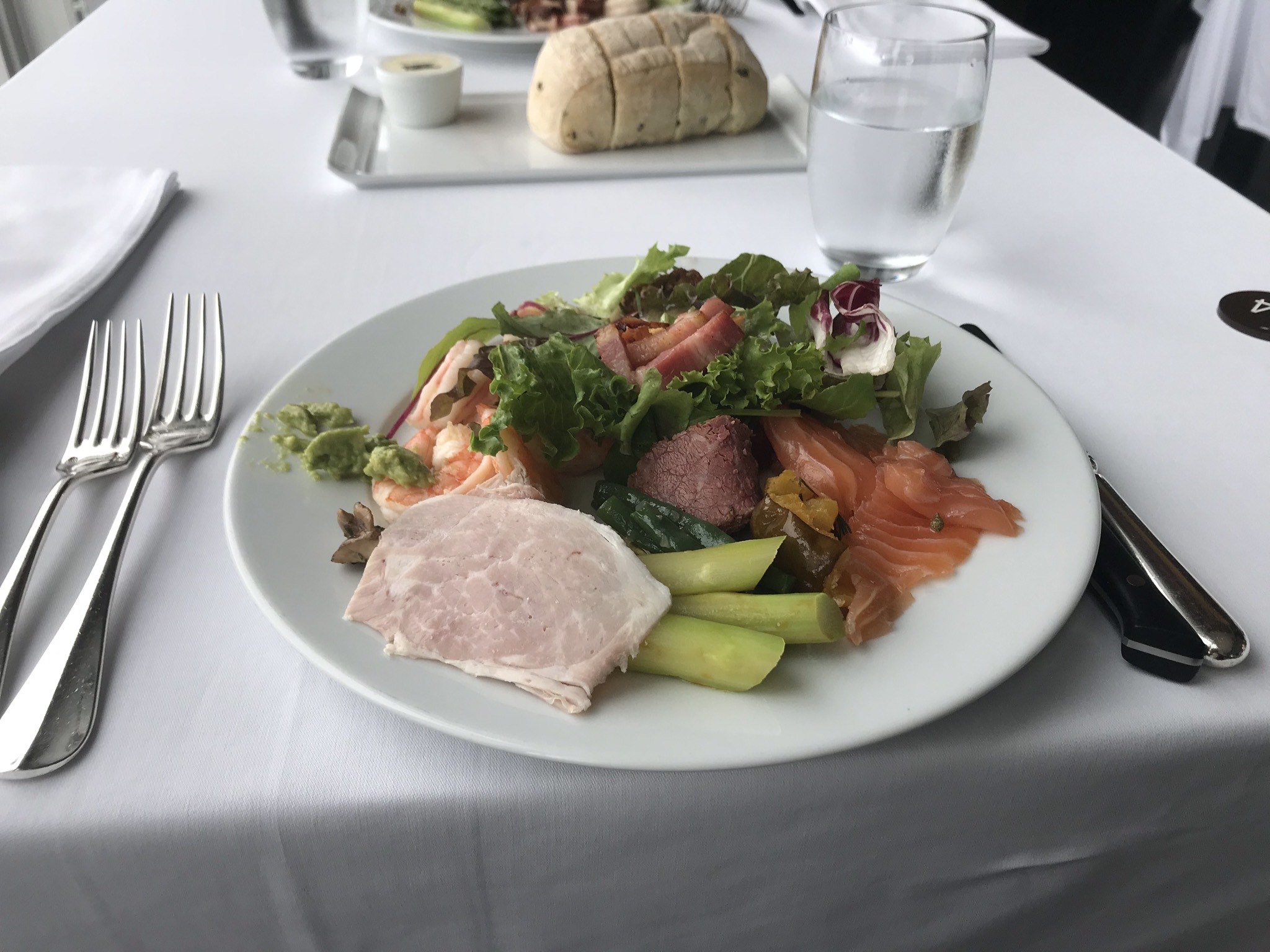 【パークハイアット東京】念願のニューヨークグリルでランチ_b0009849_20381227.jpeg