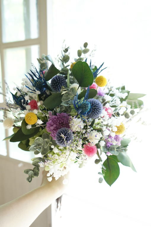 #小花を束ねたクラッチブーケ!_a0136507_21334372.jpg