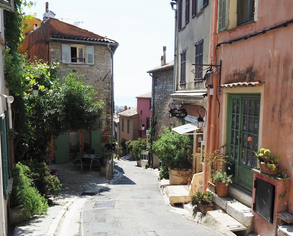 フランスの田舎町２ 好きな写真と旅とビールと