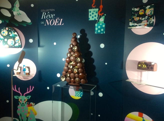 ラ・メゾン・デュ・ショコラのクリスマス 2018!_a0231632_22182710.jpg