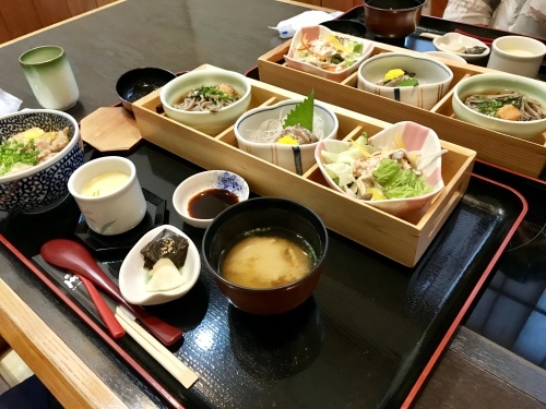 b0307951_17533195.jpeg
