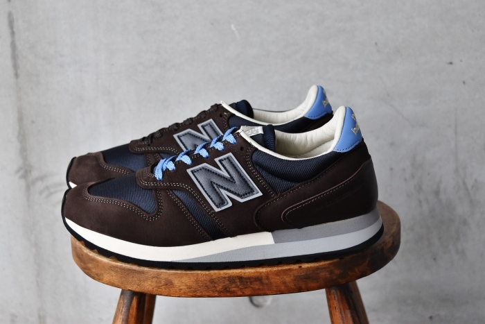 MIZUNO お手頃スニーカー★★★_d0152280_06572461.jpg
