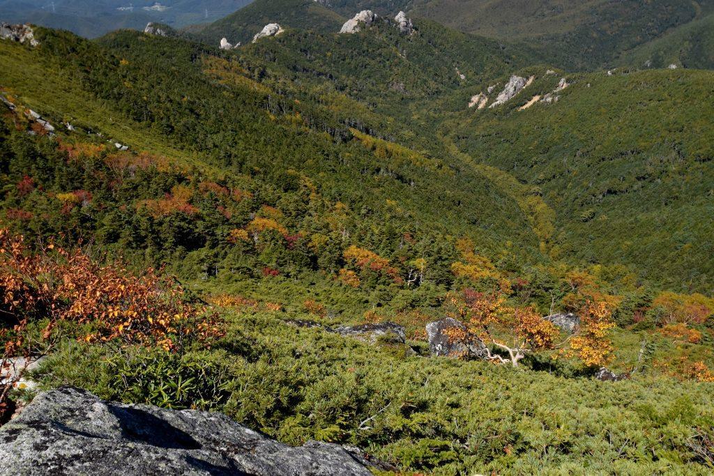 紅葉始まる『金峰山』みずがき山荘から_a0340812_11273710.jpg