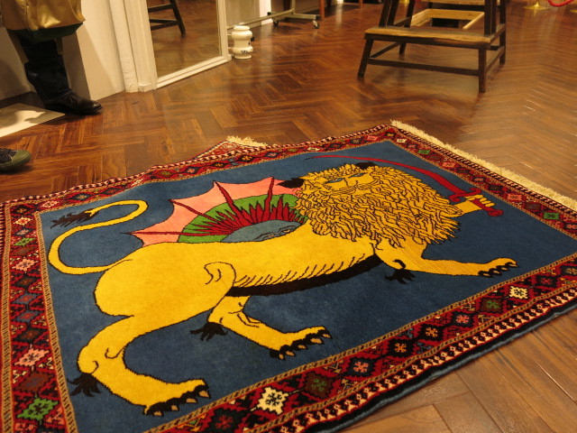 \"Persian carpets Lion - Yalameh\"ってこんなこと。_c0140560_20342601.jpg