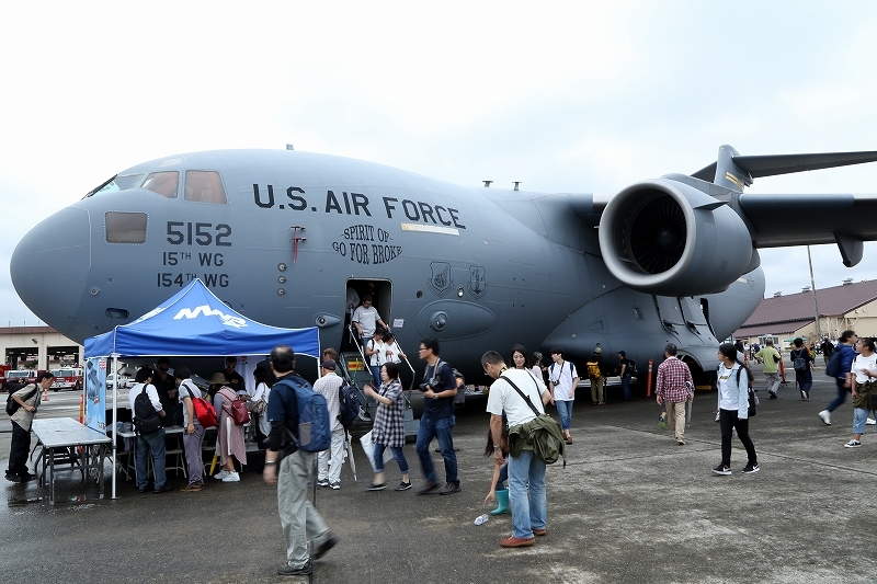 横田基地の日米友好祭、その楽しそうな会場から 飛行機を中心にお届けします。_b0291402_04575412.jpg