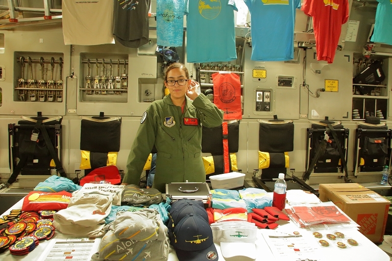 横田基地の日米友好祭、その楽しそうな会場から 飛行機を中心にお届けします。_b0291402_04580964.jpg