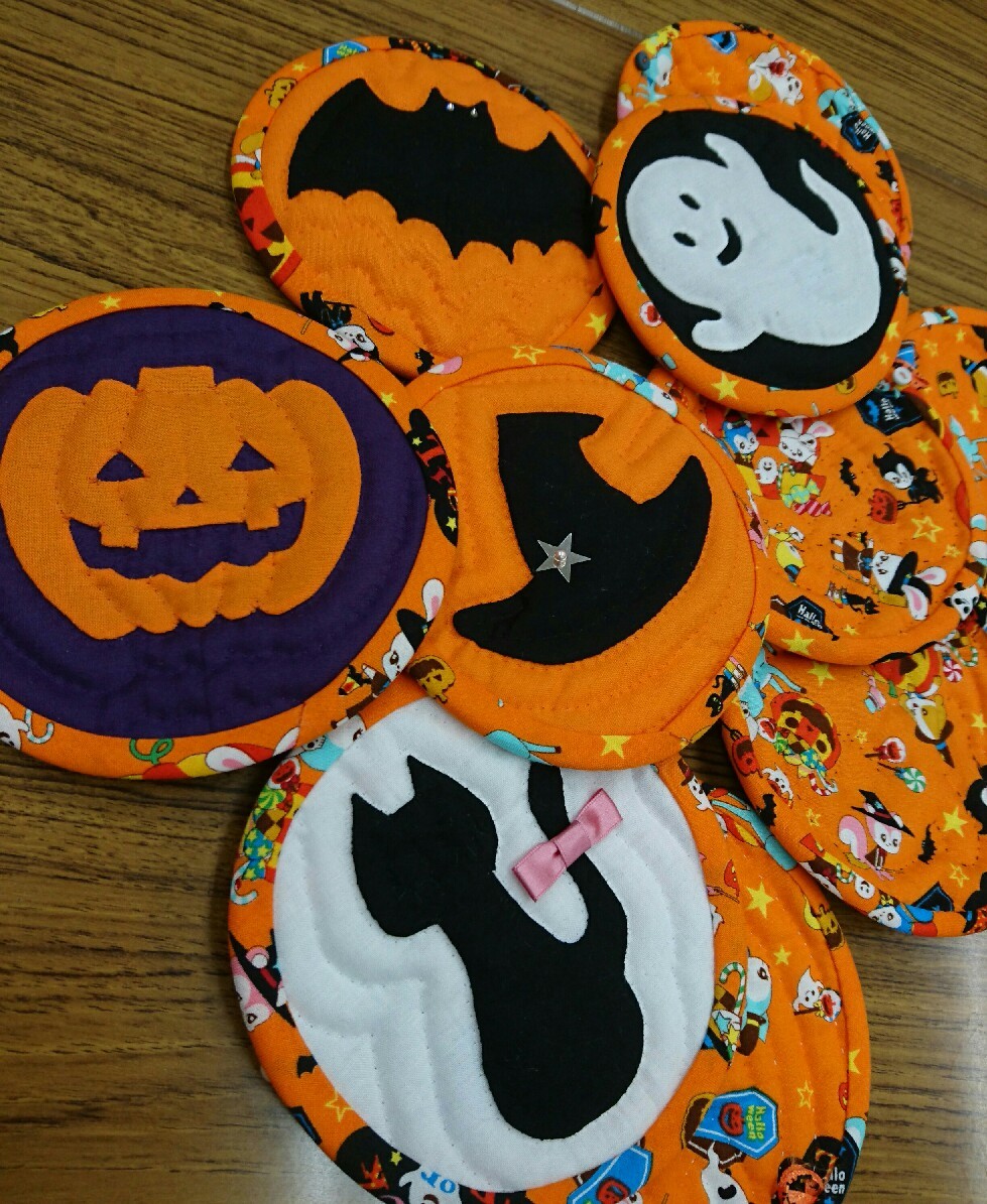 ハロウィンコースター Kmさんデザイン 作成 ほっと一息 Sakura S Hawaiian Quilt ハロウィンコースター Kmさんデザイン 作成 ほっと一息 Sakura S Hawaiian Quilt