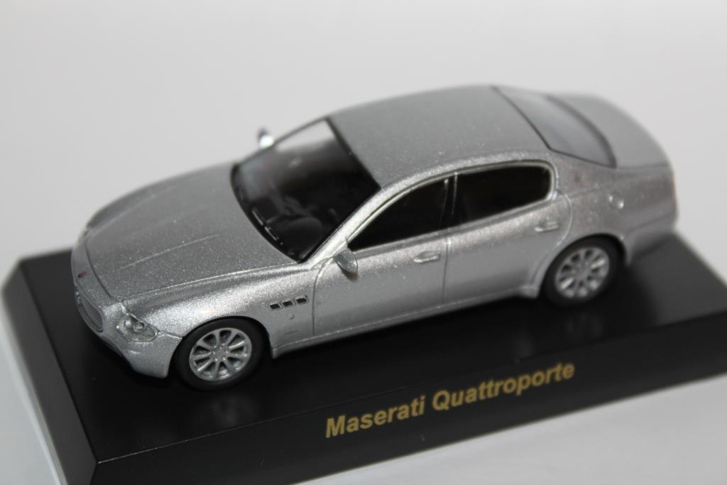 1/64 Kyosho MASERATI Quattroporte_b0285587_06353812.jpg