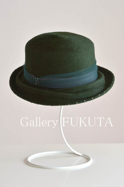 昨日で「秋冬の洋服と帽子」展終了致しました。_c0161127_12283604.jpg