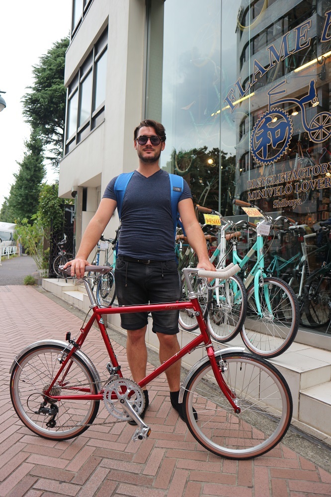10月3日 渋谷 原宿 の自転車屋 FLAME bike前です_e0188759_17470500.jpg