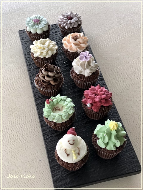 プティバタークリームカップケーキ_d0380923_05250340.jpg