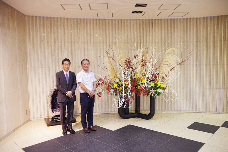 いけばな龍生派（龍生華道会）による装花展示 : KYUEISHA NEWS