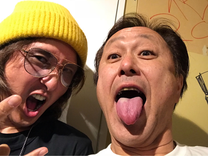 Luna Seaのjと記念撮影 パシャリ ロックとお菓子の八王子ロックスター Luna Seaのjと記念撮影 パシャリ ロックとお菓子の八王子ロックスター