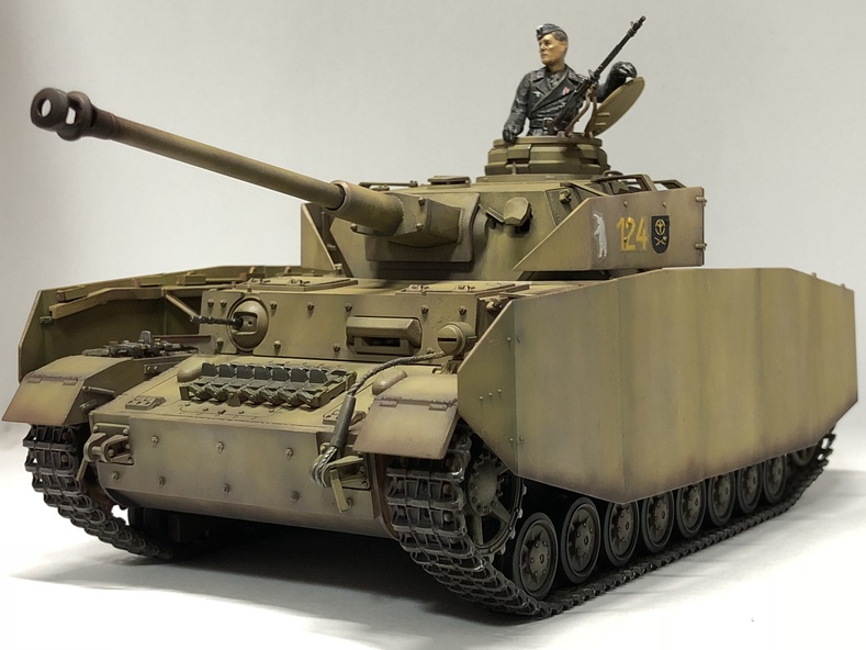 タミヤ製1/35「ドイツ4号戦車H型（初期型）」完成 : 美的模型主義
