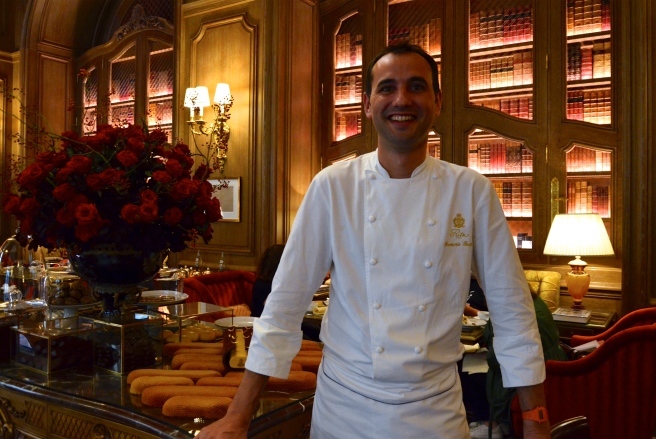 Ritz Paris のビュッシュ・ド・ノエル　と、シェフパティシエのフランソワ・ペレさん！_a0231632_18450556.jpg