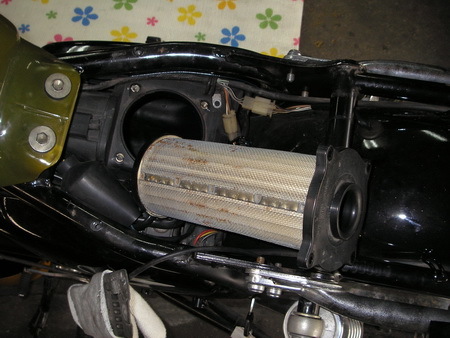 SUZUKI テンプター400 始動性が悪い_e0218639_10451302.jpg