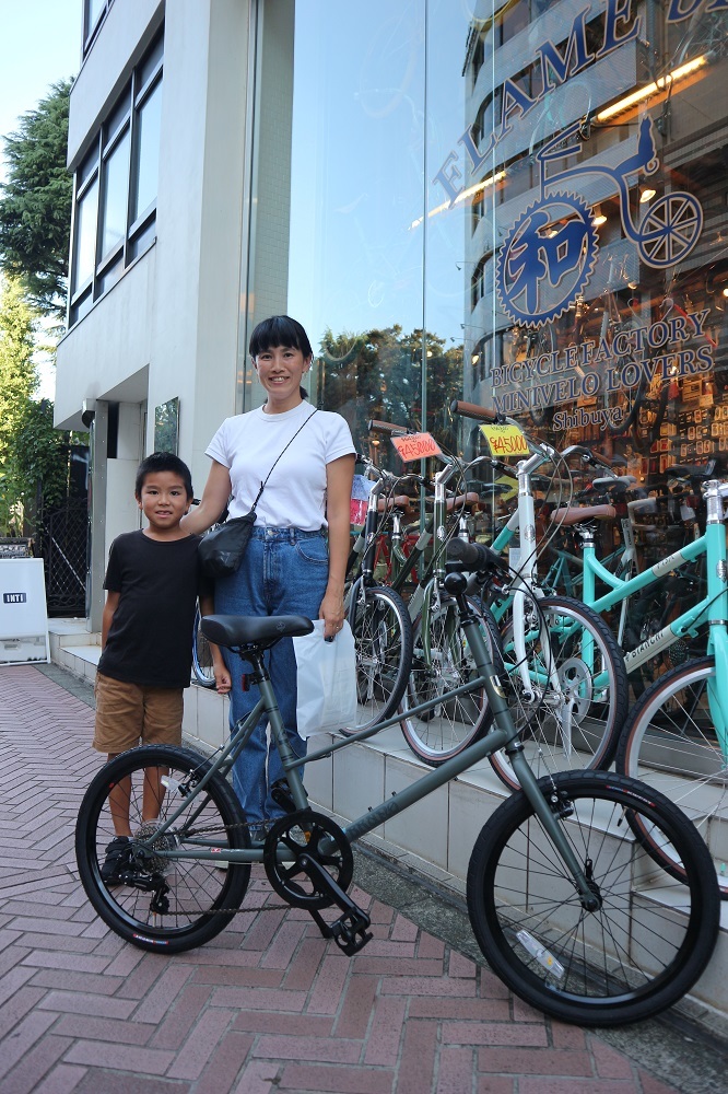 10月6日　渋谷　原宿　の自転車屋　FLAME bike前です_e0188759_19474813.jpg