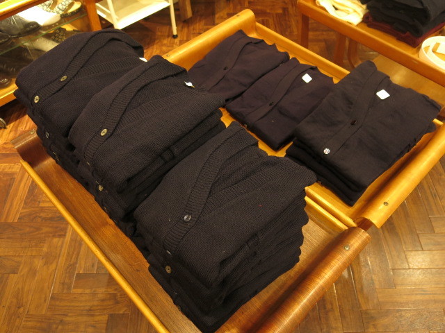 \"1970\'S US NAVY WOMAN\'S NURSE SWEATER\"ってこんなこと。_c0140560_09234714.jpg