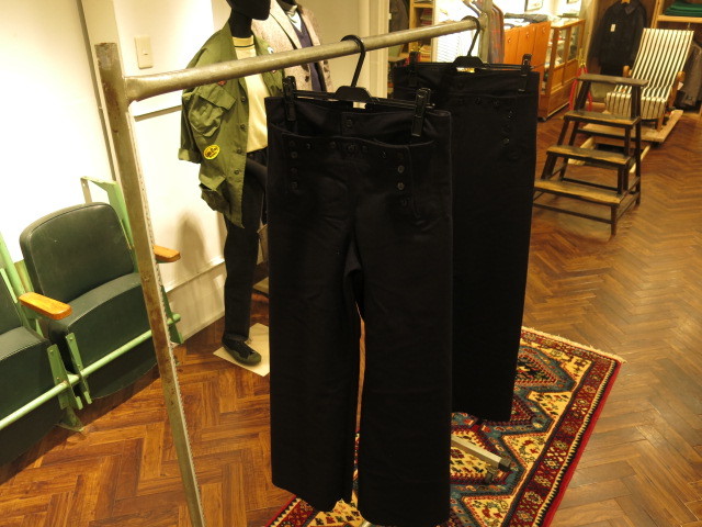 \"1960\'S US NAVY FLANNEL WOOL SAILOR PANTS&SKIRT\"ってこんなこと。_c0140560_09265381.jpg