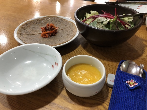 ソウルで気軽に韓定食を食べるならこんなとこ_b0060363_22115660.jpeg