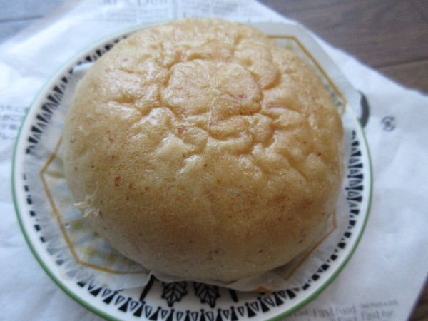 焼きパオズ(包子)クワトロチーズ@ファミマ_c0152767_16330360.jpg