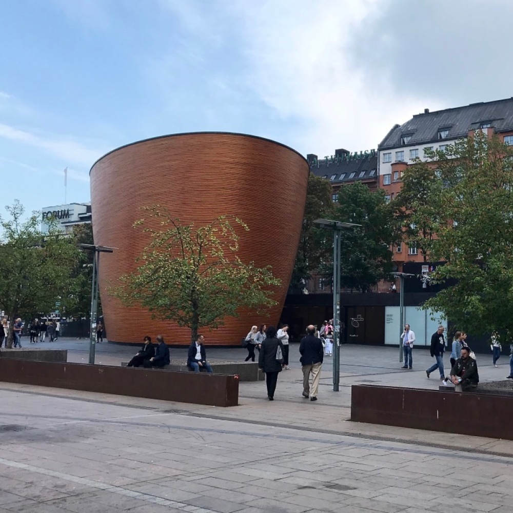 ■北欧近代建築を巡る旅 アールト&アスプルンド 6日目 その他の建物とスナップショット色々_f0165030_16322505.jpg