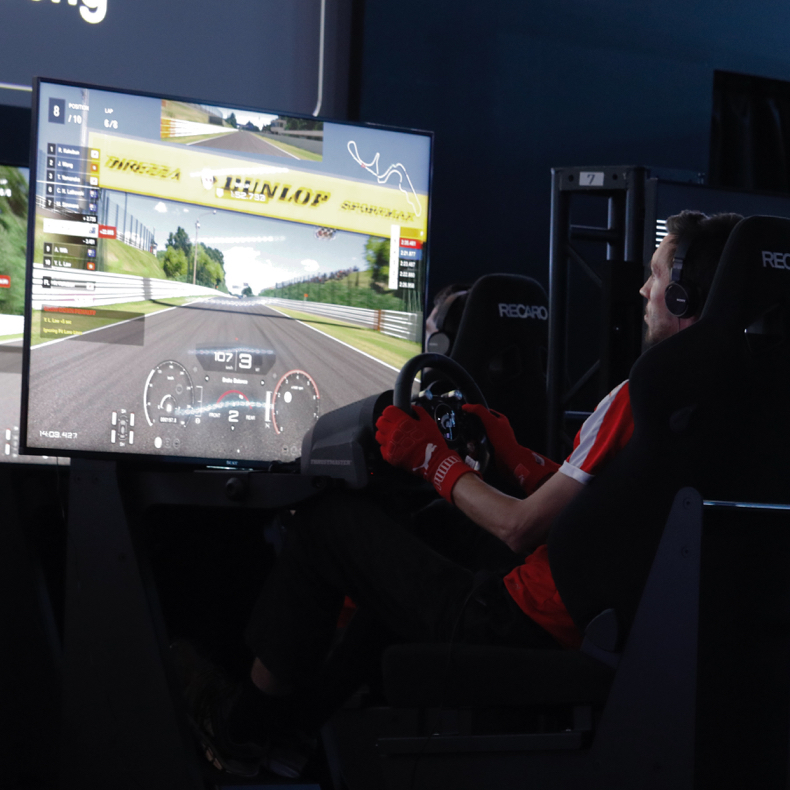 「FIA グランツーリスモ チャンピオンシップ 2018 ネイションズカップ アジア・オセアニア選手権決勝」を観戦_c0060143_16574361.jpg