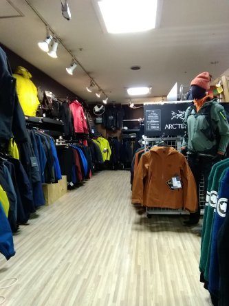 ARC'TERYX２０１８Winterモデルキャンペーン_d0198793_10271882.jpg