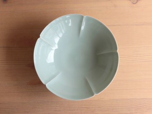 土井善男さんの大きな鉢、中ぐらいの鉢、と、お皿。_a0026127_13373986.jpg