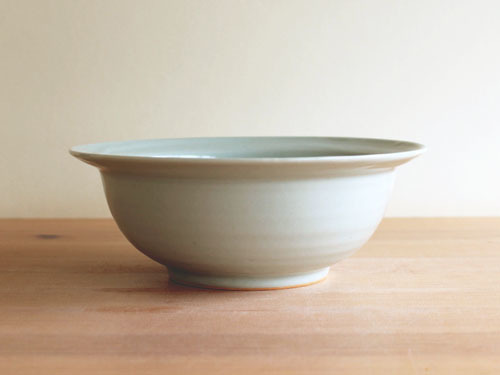 土井善男さんの大きな鉢、中ぐらいの鉢、と、お皿。_a0026127_13415695.jpg