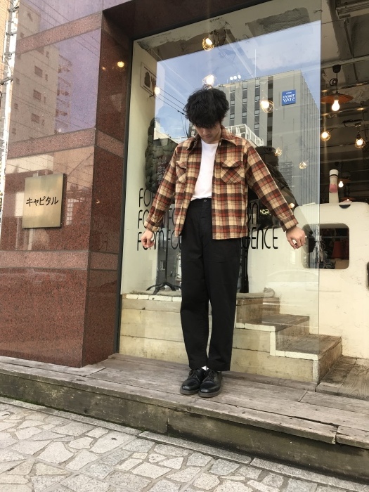 チノハイウエストニームパンツ_a0315636_17132062.jpeg