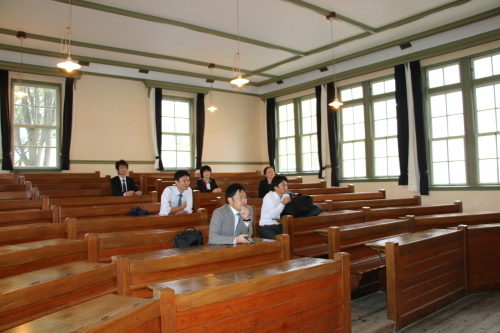 株式会社 ツガワ様ご一行が重文本館をご見学 米沢より愛をこめて 株式会社 ツガワ様ご一行が重文本館をご見学 米沢より愛をこめて
