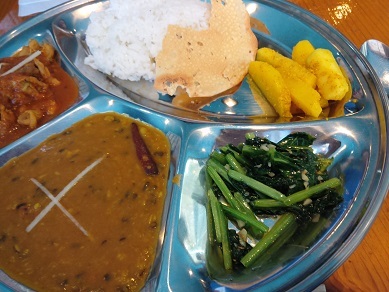 カレー三昧 その2_f0008510_15211640.jpg