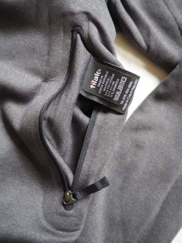 RAVEN TurtleNeck : CASA NICE DAYS RAVEN TurtleNeck : CASA NICE DAYS
