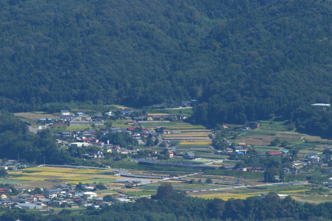 榛名山の中腹から望む宮田築堤 - 上越線・2018年秋 -_b0190710_23123228.jpg