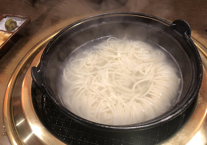 厚切りレバ刺しあぶりにあぶりユッケが食べられる!鹿児島天文館のおいしい焼肉屋「味来屋」_e0171573_0271615.jpg