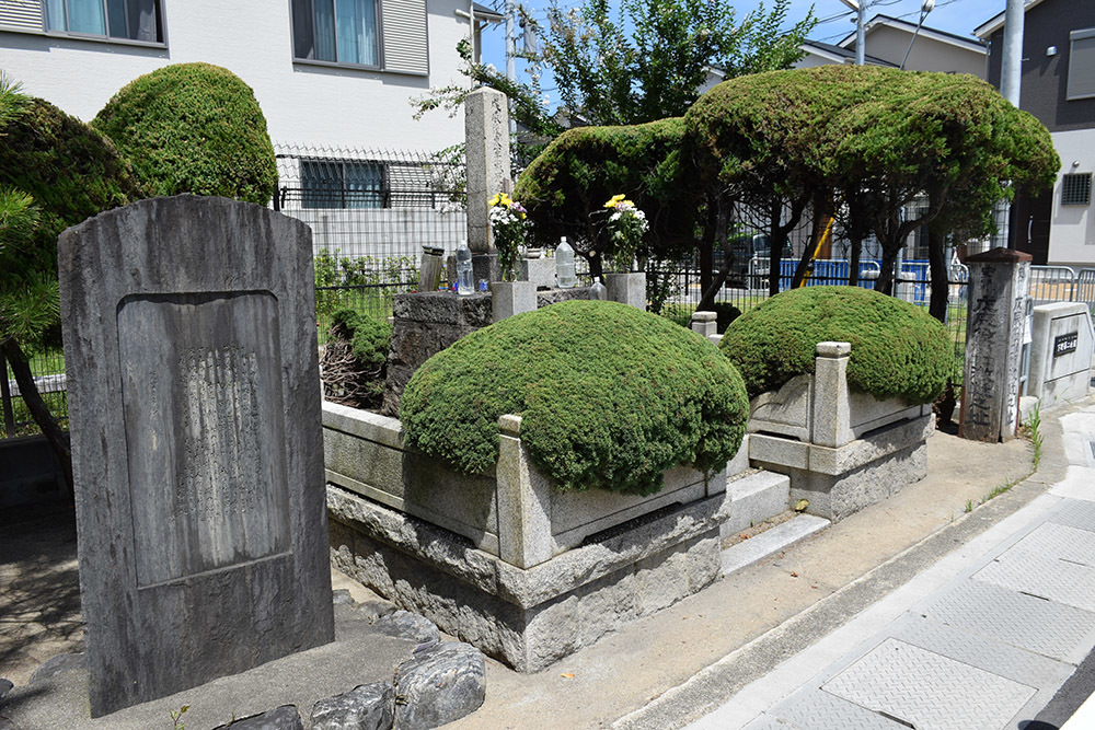 幕末京都逍遥　その１５7　「戊辰役東軍戦死者埋骨地・八番楳木（千両松）戦場跡」_e0158128_23011792.jpg