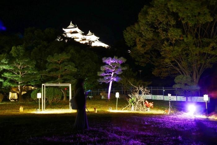 　　野外いけばな展　　２０１８-１０-１４　００：００_b0093754_18210233.jpg
