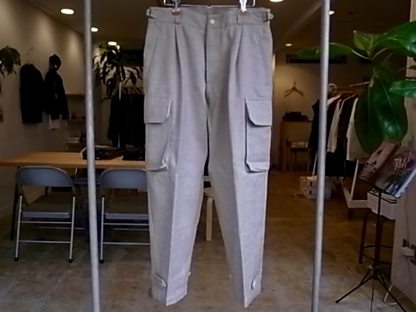 COMOLI(コモリ) 18AWWOOL LINEN 6POCKET PANTウールリネン カーゴパンツN03-03004 N03-03004  ナチュラル サイズ 2｜【公式】カインドオルオンライン ブランド古着・中古通販【kindal】
