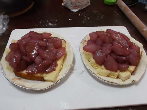 梨のパイ焼けました_f0019498_18575535.jpg