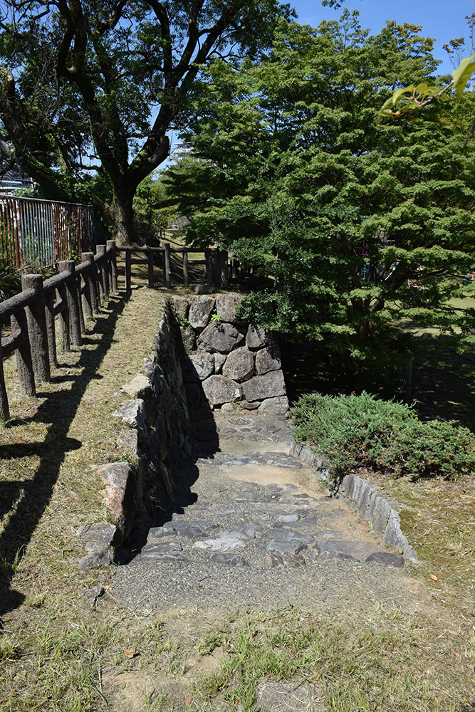 幕末京都逍遥 その162 「淀城跡」_e0158128_19310711.jpg