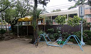 e0325335_8122551.jpg