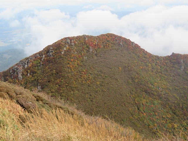 三俣山の紅葉は？12日_f0357487_23272336.jpg