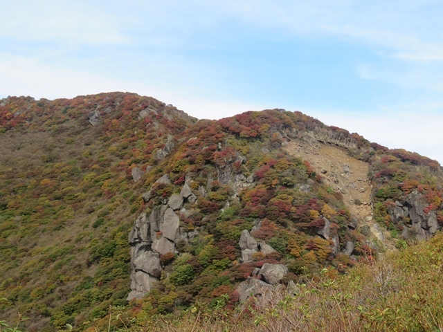 三俣山の紅葉は？12日_f0357487_23350009.jpg